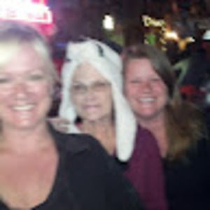 Meet your Posher, Alisha